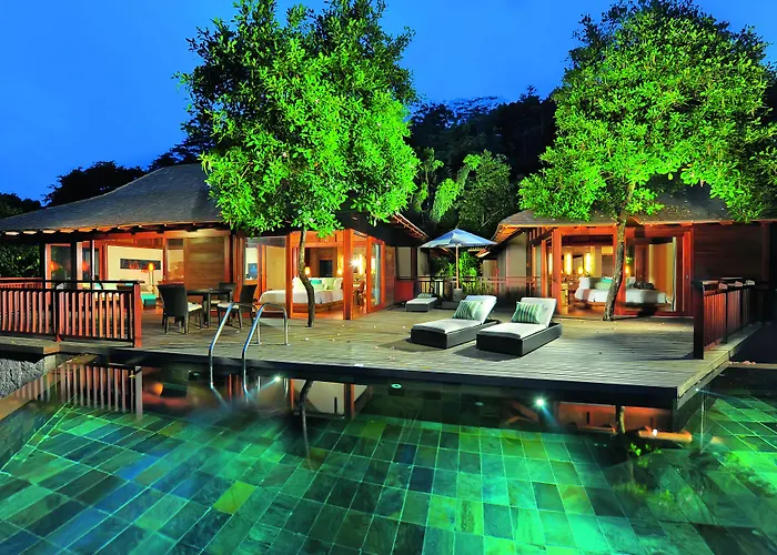 Constance Ephelia Resort 5*